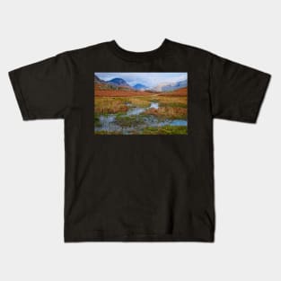 English Lake District Fells and Mountains near Wastwater Kids T-Shirt